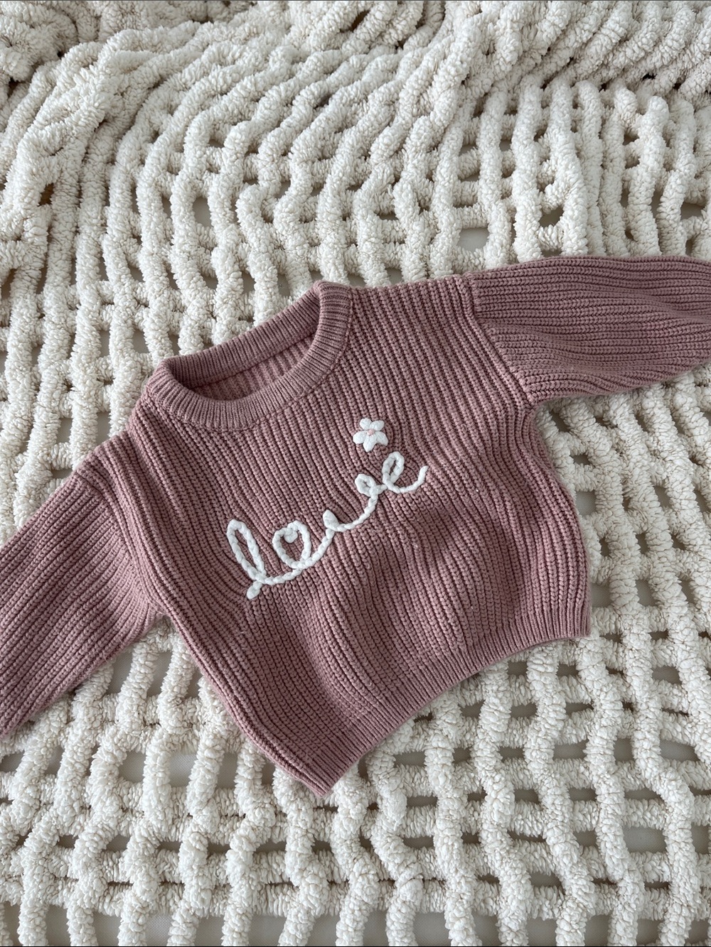 🎀🤍Girl's Mauve Knit 'Love' Sweater 3-4T🤍🎀